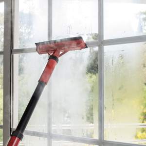 Glasreinigung mit Professionellen Geräten