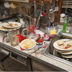 Eine extrem verschmutzte Küche die einer Sonderreinigung bedarf