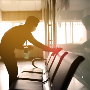 Reinigung der Besucherbereiche bei einer Büroreinigung